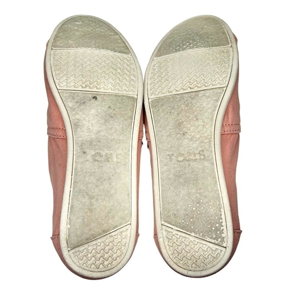 TOMS Pink Canvas Flats. Size 7.5 - Picture 7 of 8